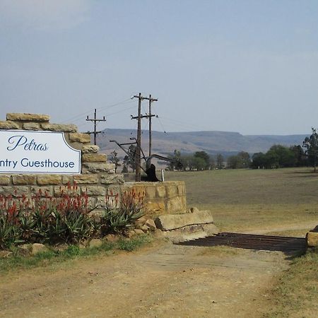 Petra'S Country Guesthouse Vryheid Luaran gambar