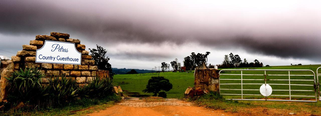 Petra'S Country Guesthouse Vryheid Luaran gambar